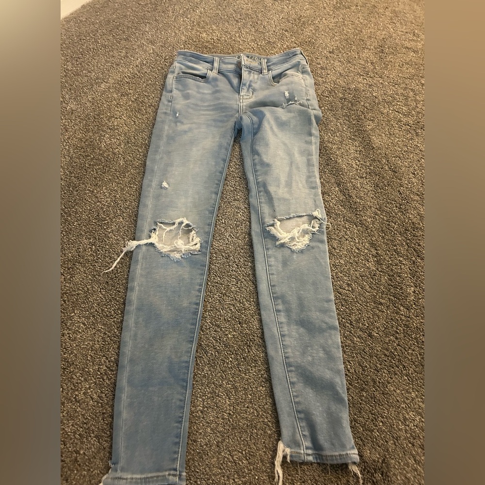 American Eagle Outfitters Light Blue Distressed Skinny Jeans